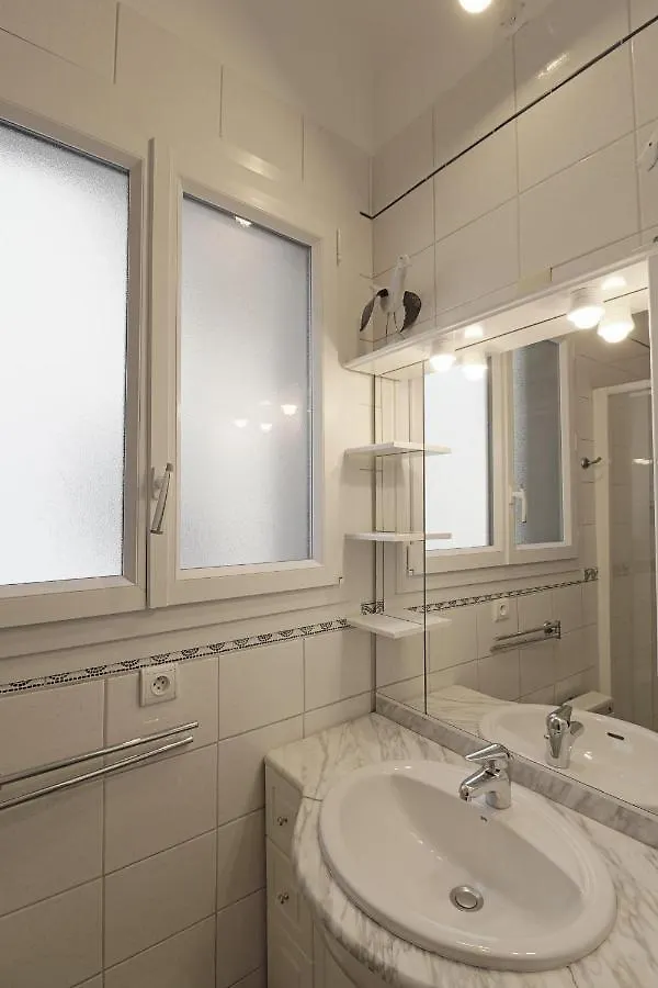 Le Family Lodge 2 Chambres 4 Personnes Classe 3 Etoiles Annecy