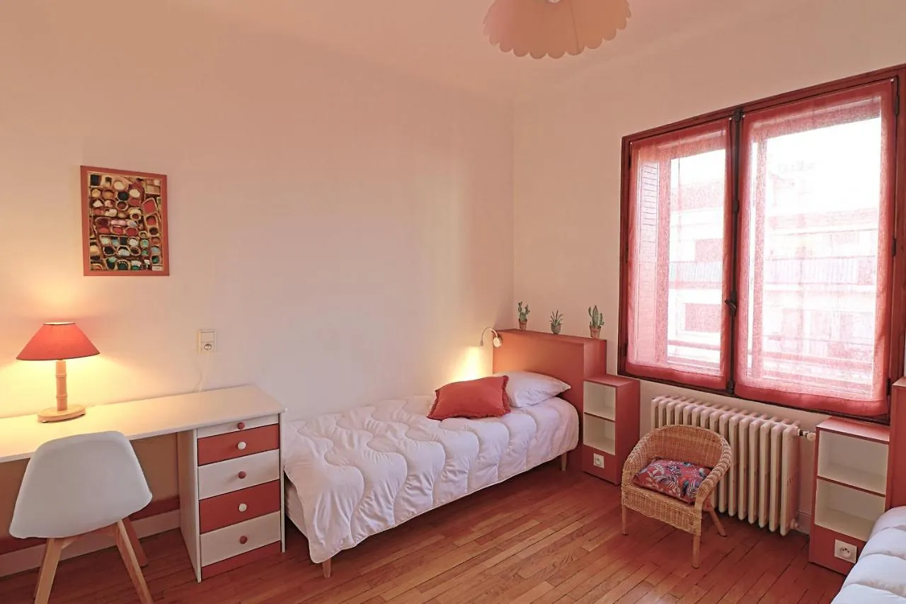 Apartment Le Family Lodge 2 Chambres 4 Personnes Classe 3 Etoiles Annecy